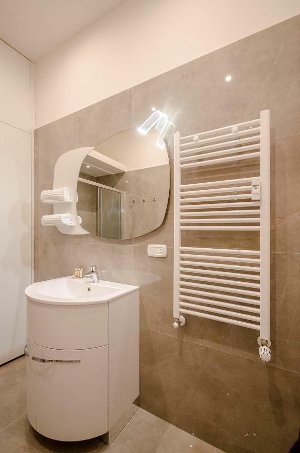Calzolerie Luxury Studio بولونيا المظهر الخارجي الصورة